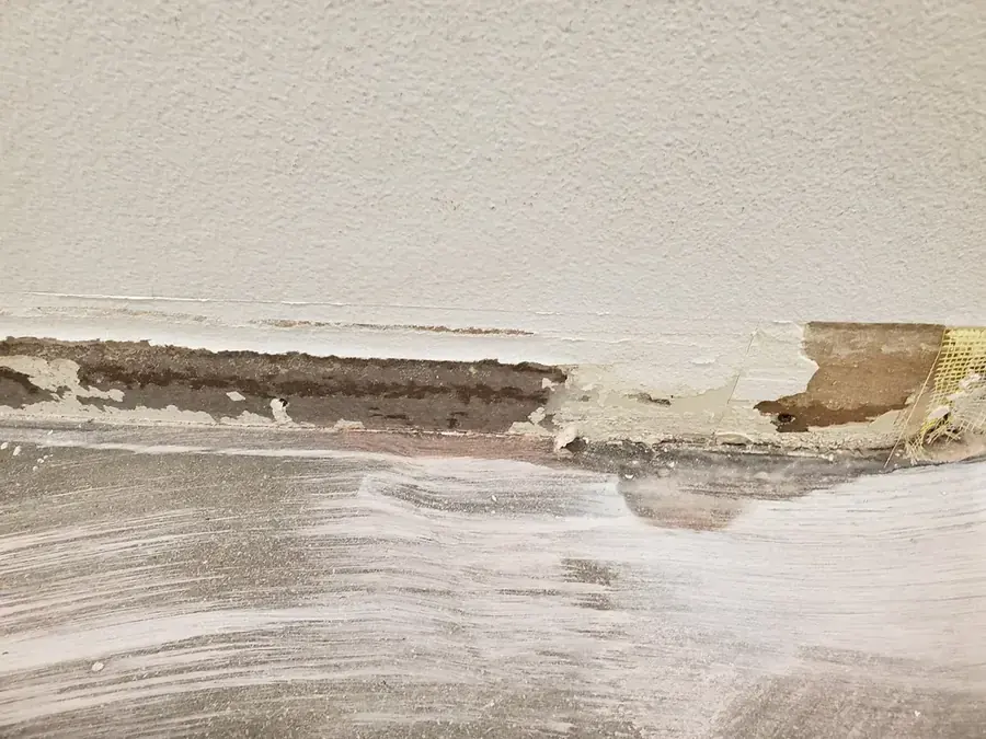 Monsoon roof leak dried in a great room in a Peoria, AZ home