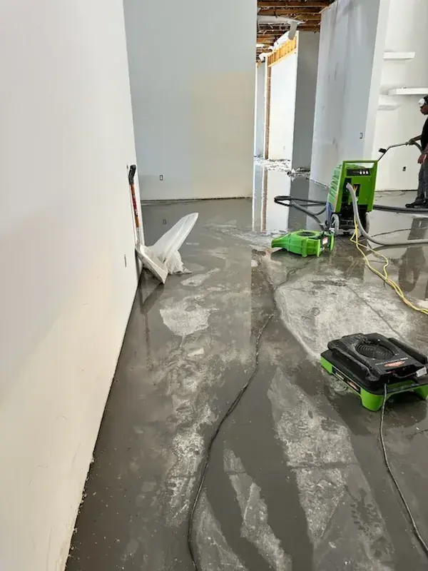 Appliance supply line leak flooding a Peoria, AZ laundry room